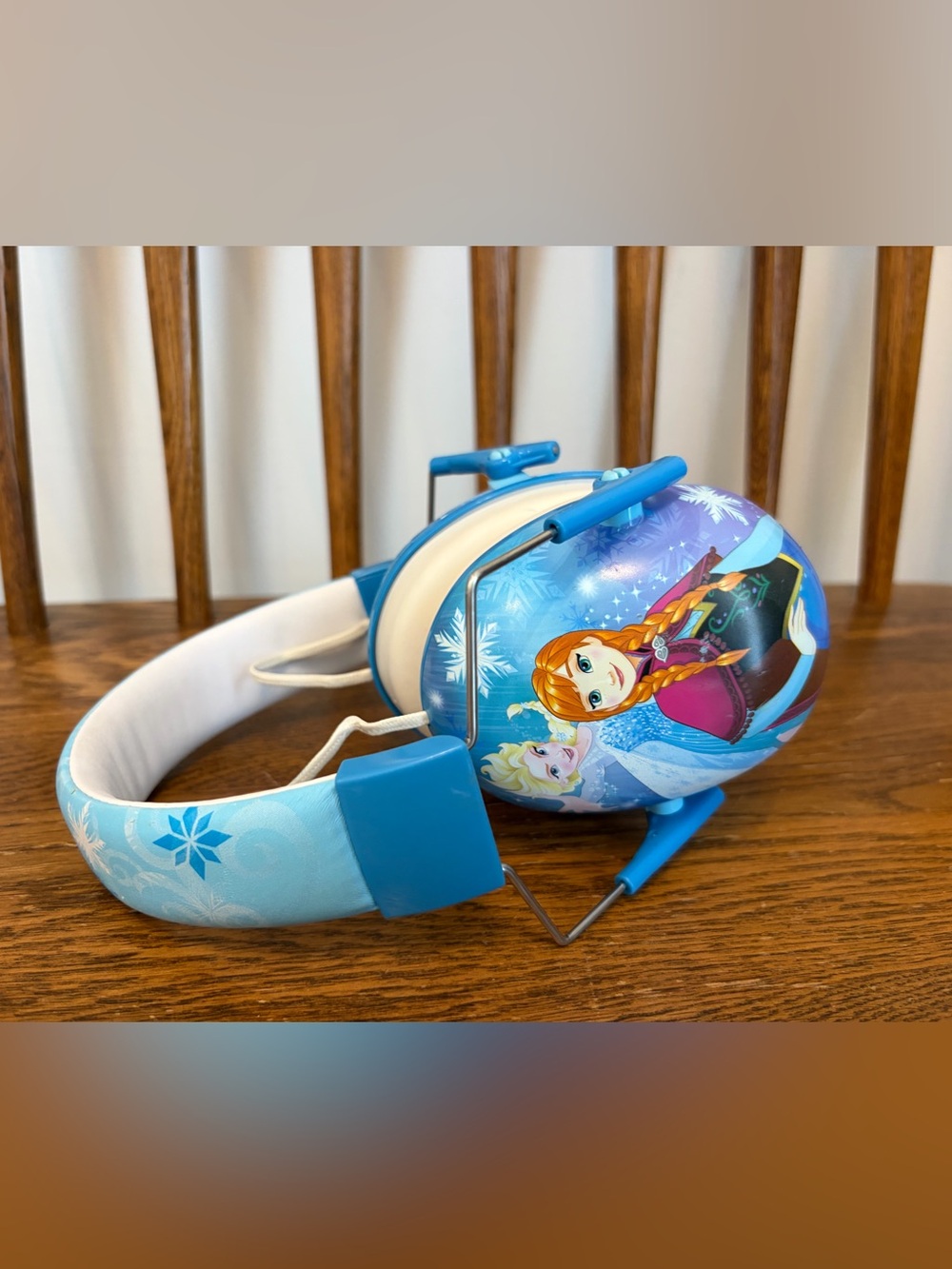 Disney Frozen Anna & Elsa Kids Headphones | Volume Limiting | "True Friendship"